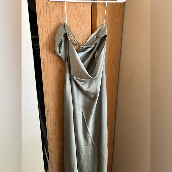 Sage Green Floor-Length Silk Dress - Picture 3 of 6